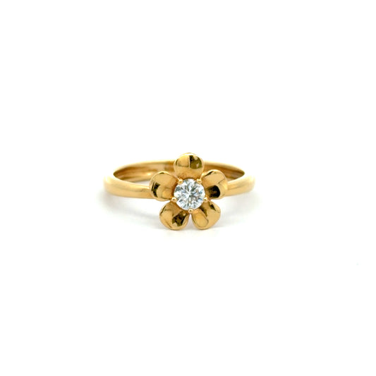Anillo en forma de flor