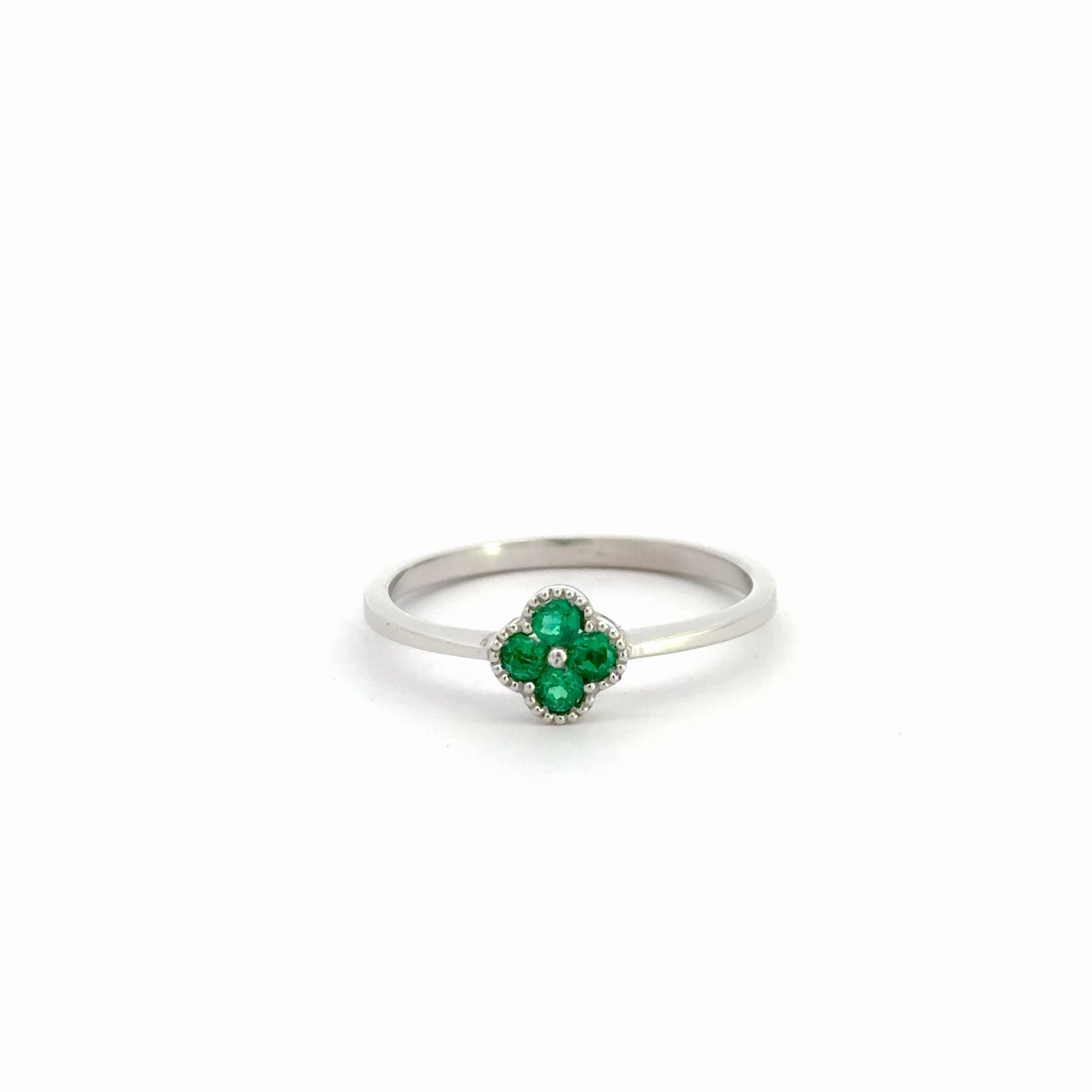 Anillo Flor de esmeralda
