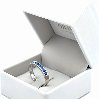 Argolla carre en zafiros
