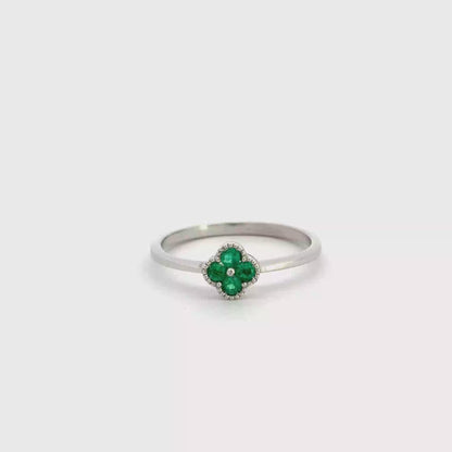 Anillo Flor de esmeralda