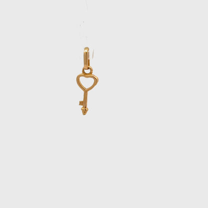 Dije llave en oro