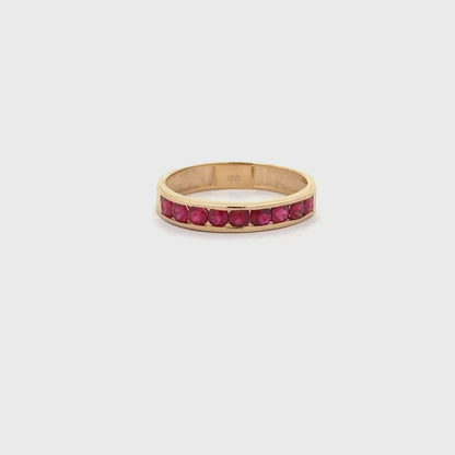 Argolla en oro con rubies
